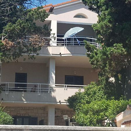 Mare Azzurro Apartments Pula Exteriér fotografie